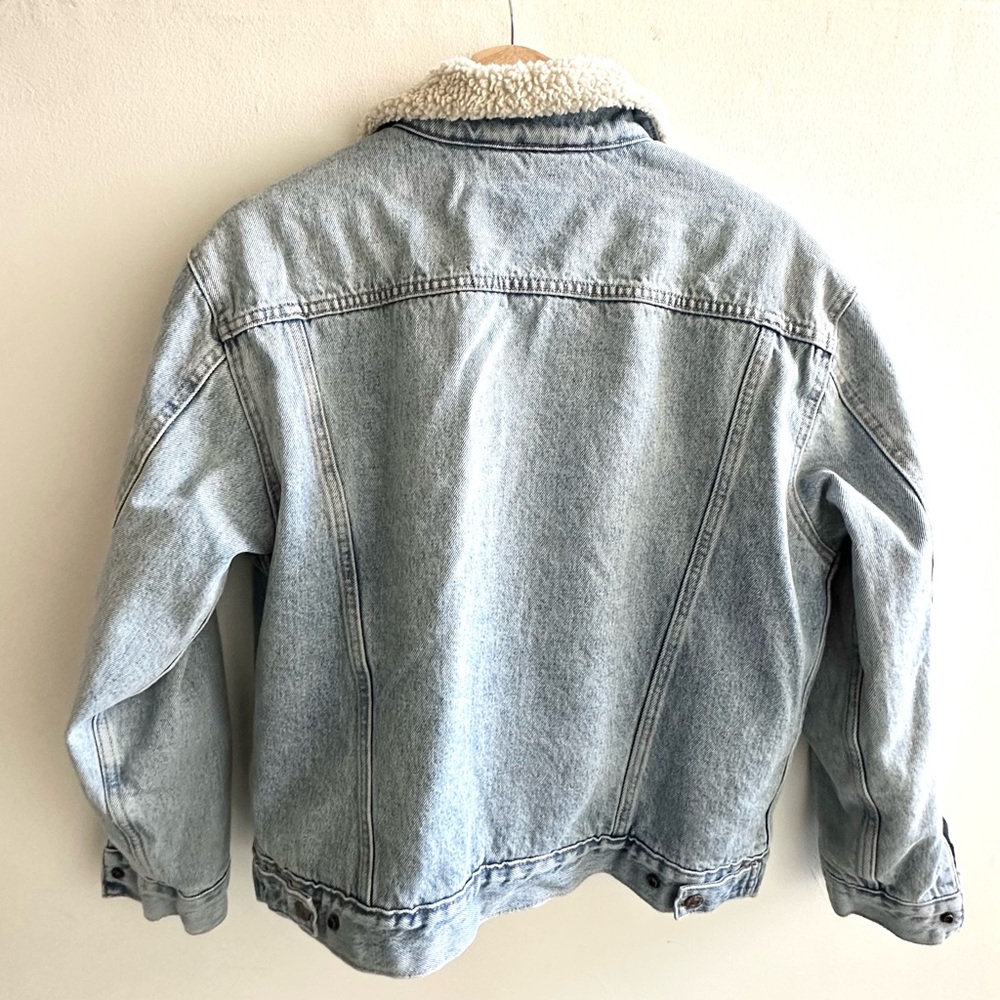 Levi's Light Blue Denim Sherpa-Lined Jacket - Picture 2 of 7